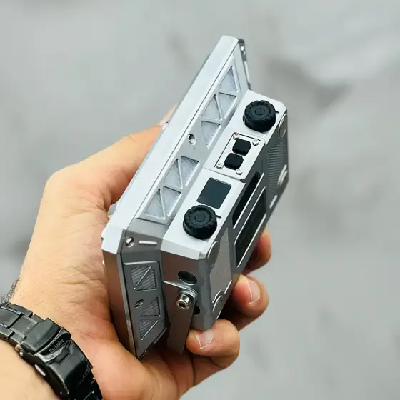 پروژکتور شارژی به همراه پنل RGB مدل W8138-5