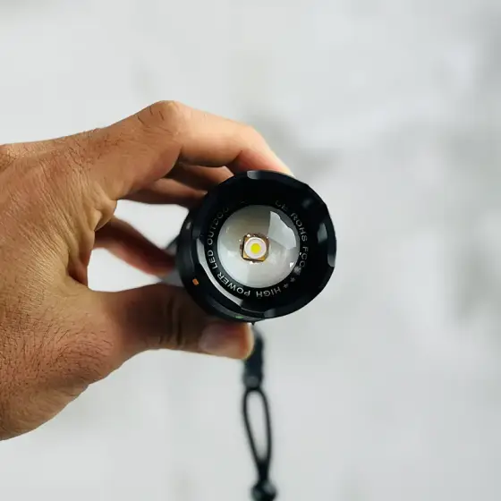 چراغ قوه اسمال سان مدل ZY-T700