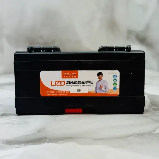 چراغ قوه اسمال سان مدل ZY-1104