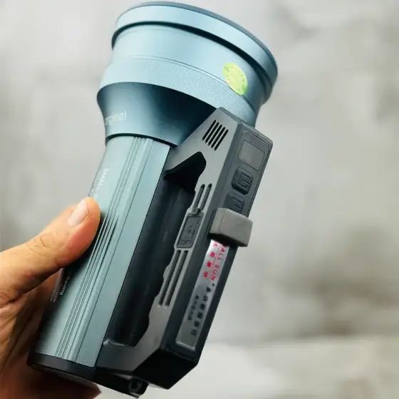 نورافکن اسمال سان مدل S071